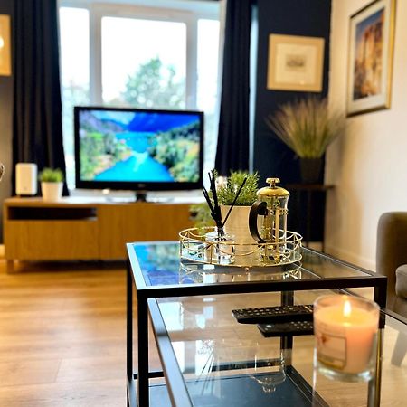 Ferienwohnung Ground Floor Flat With Free Parking & Wifi Glasgow Exterior foto