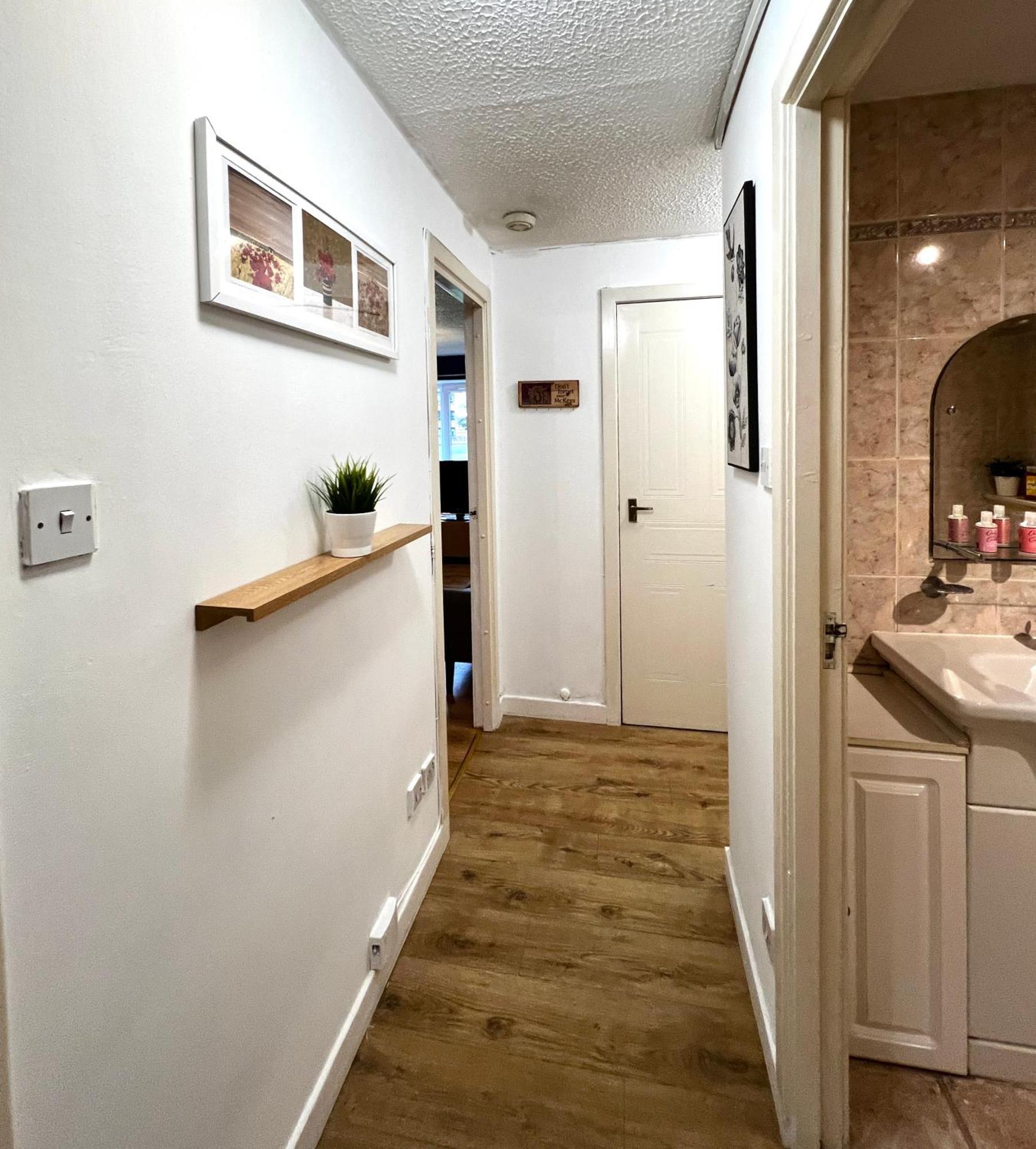Ferienwohnung Ground Floor Flat With Free Parking & Wifi Glasgow Exterior foto