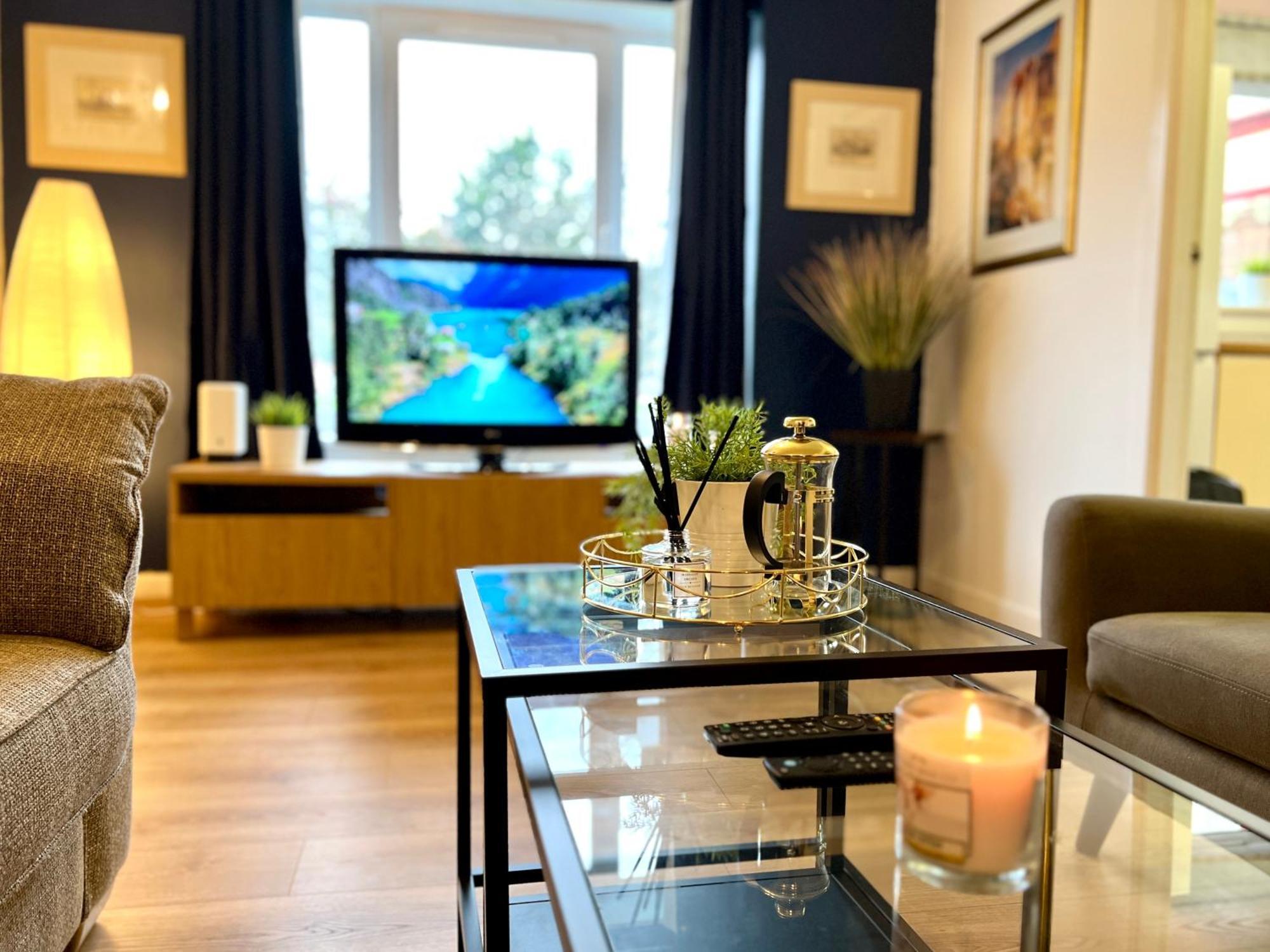 Ferienwohnung Ground Floor Flat With Free Parking & Wifi Glasgow Exterior foto