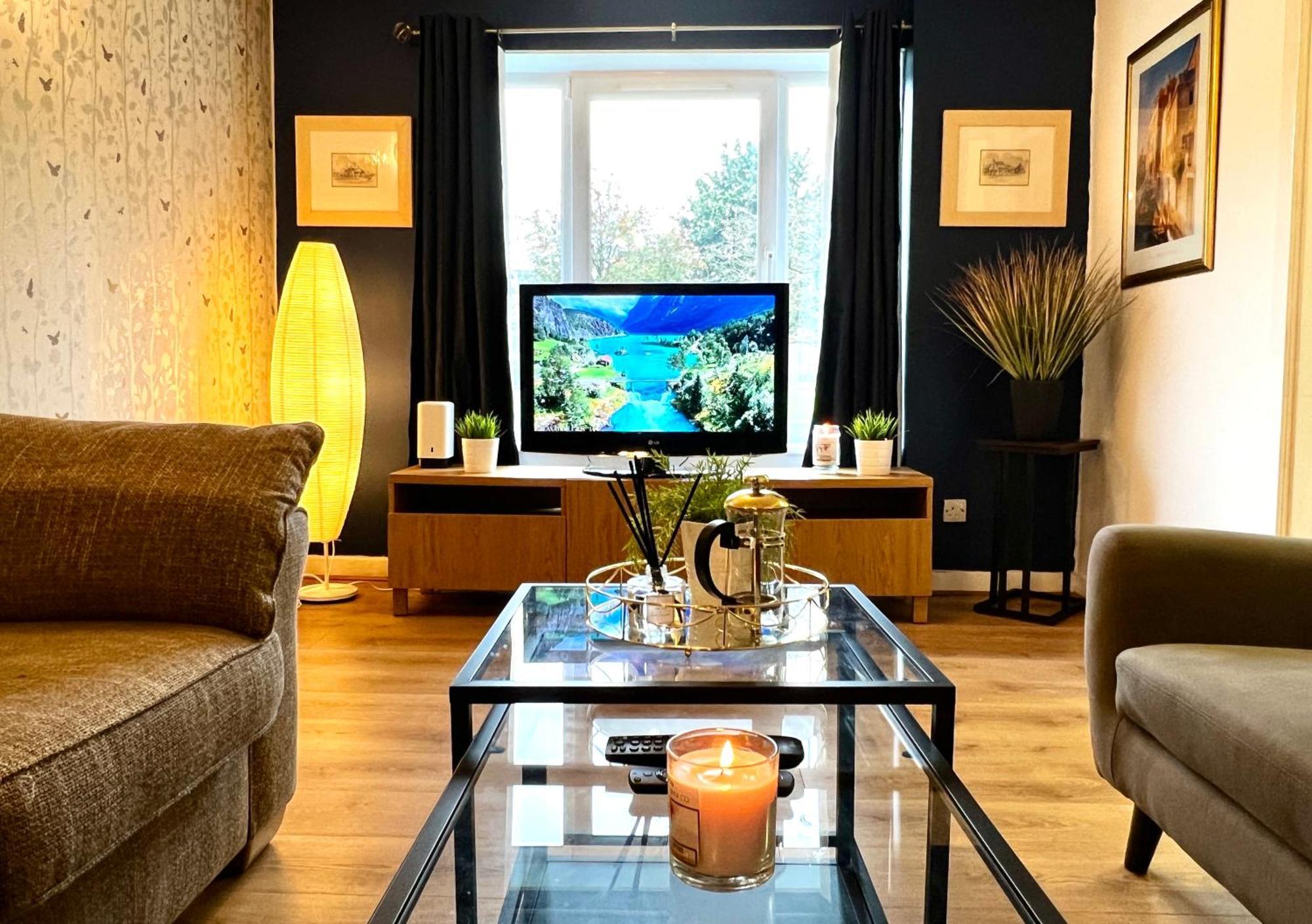 Ferienwohnung Ground Floor Flat With Free Parking & Wifi Glasgow Exterior foto