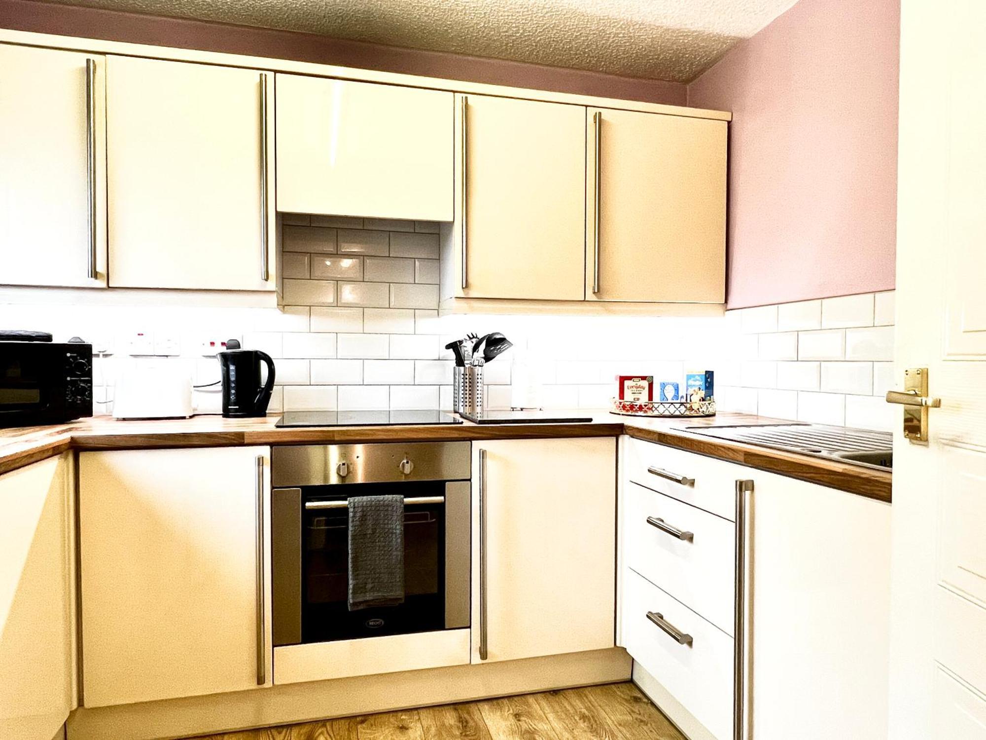 Ferienwohnung Ground Floor Flat With Free Parking & Wifi Glasgow Exterior foto