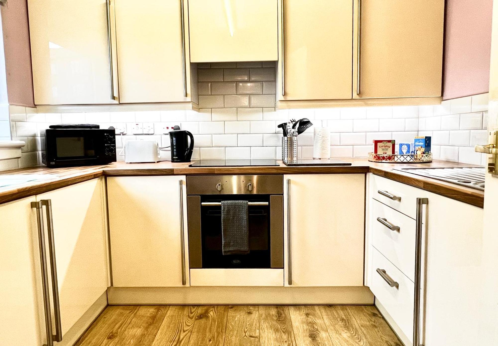 Ferienwohnung Ground Floor Flat With Free Parking & Wifi Glasgow Exterior foto
